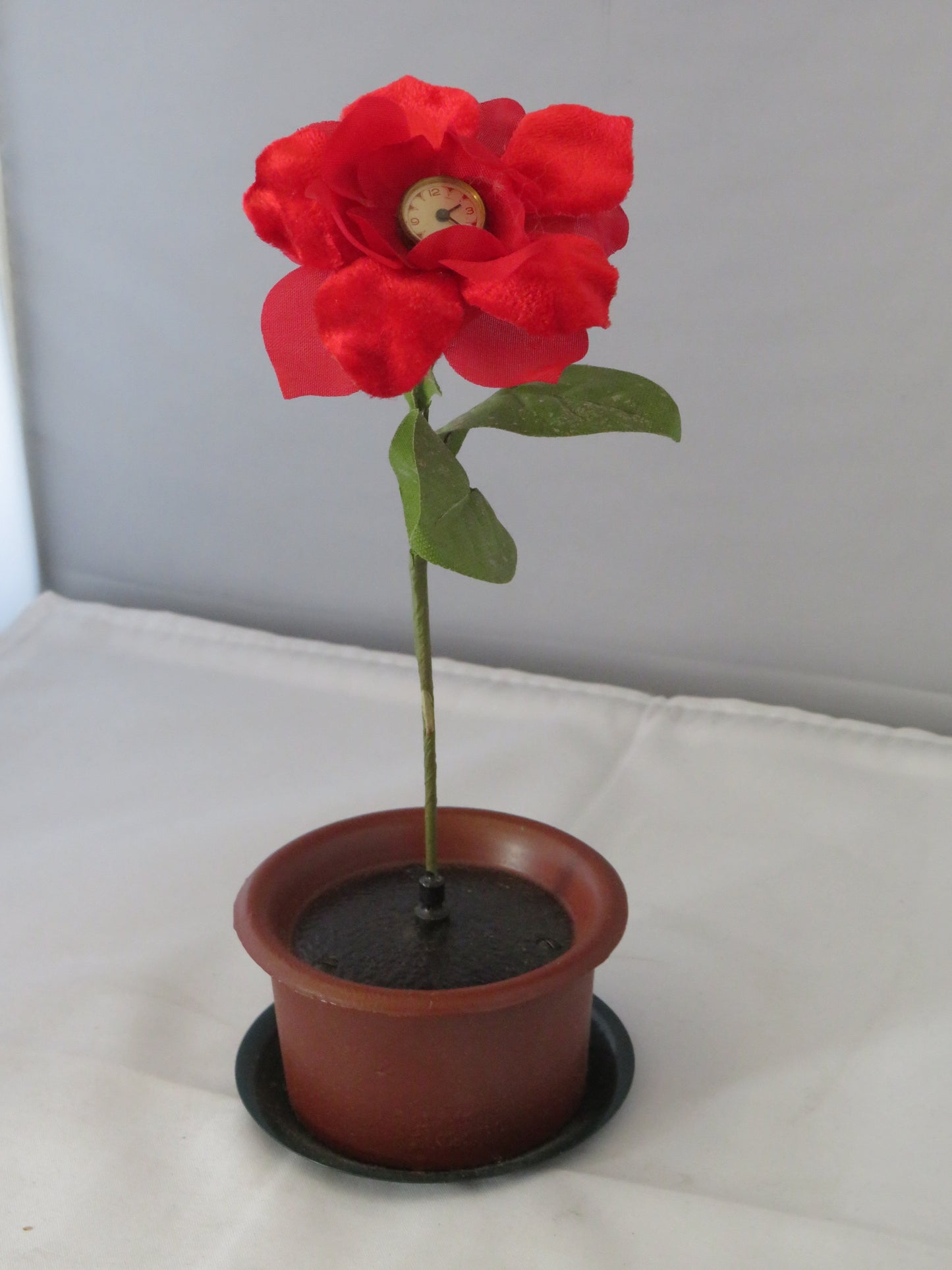 Rare Antique Red Felt Handmade Petal Flower Clock in Original Box - Germany 1930's